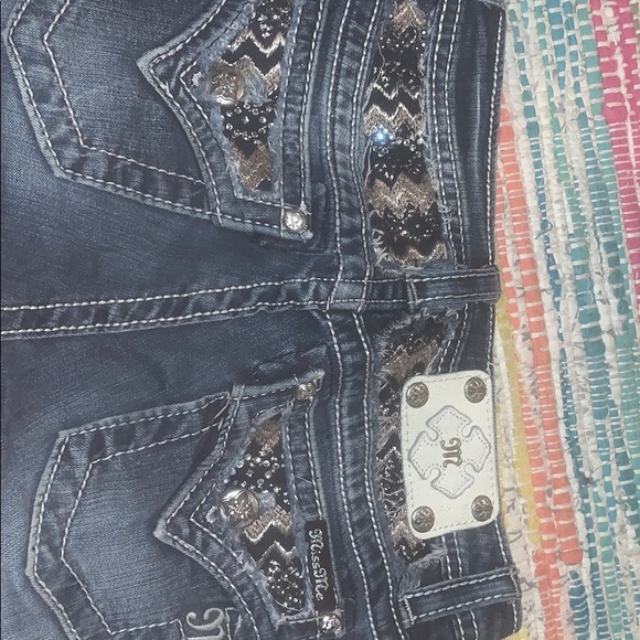 Miss Me Kid's size 14 skinny jeans - Picture 3 of 3